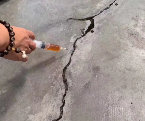 商丘混凝土裂缝修补技术详解​